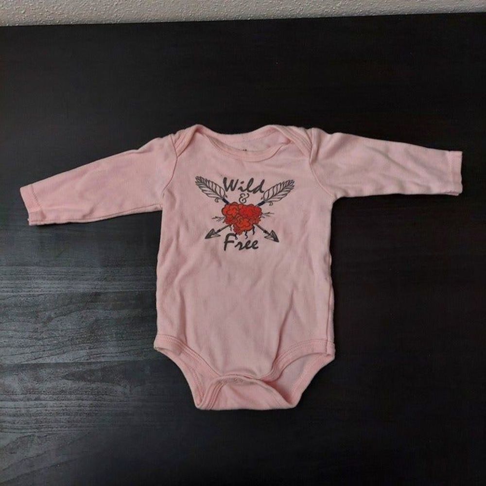 Yoga Sprout Long Sleeve Bodysuit 3-6 M Pink Red Flowers Wild & Free Baby Girl